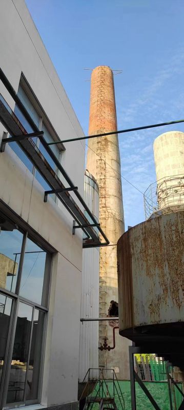 湖南 岳陽(yáng)雪花啤酒廠煙囪拆除